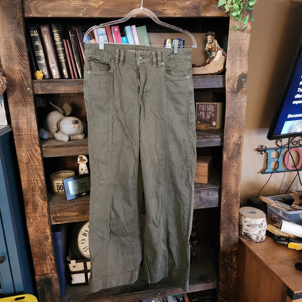 American Eagle Outfitters Women's Olive Denim Jeans